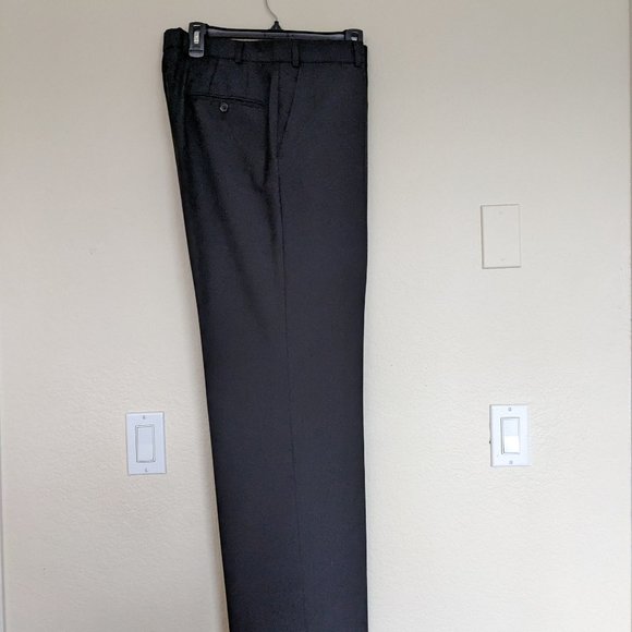 Men's Black Suit Pants (32W x 36L), Jacket (45 R) - Picture 9 of 16